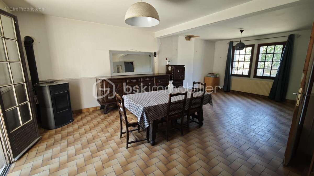 115 m² • 4 chambres • 750 m² de terrain clos • à moins de 2 km de la gacilly - photo 2