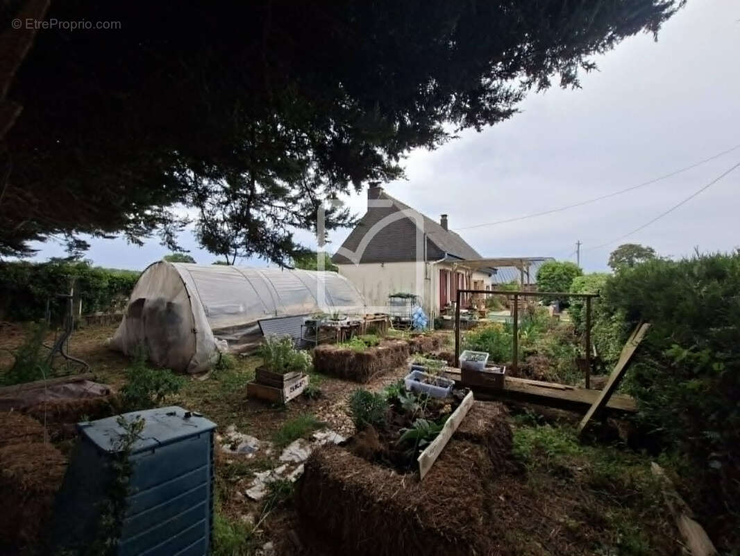 Maison à CONCORET