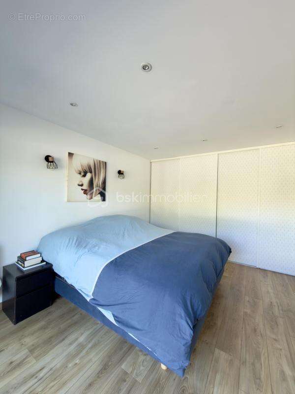 Maison à LA CHAPELLE-DES-MARAIS