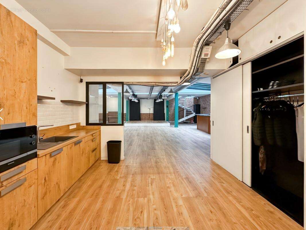 Commerce à LEVALLOIS-PERRET