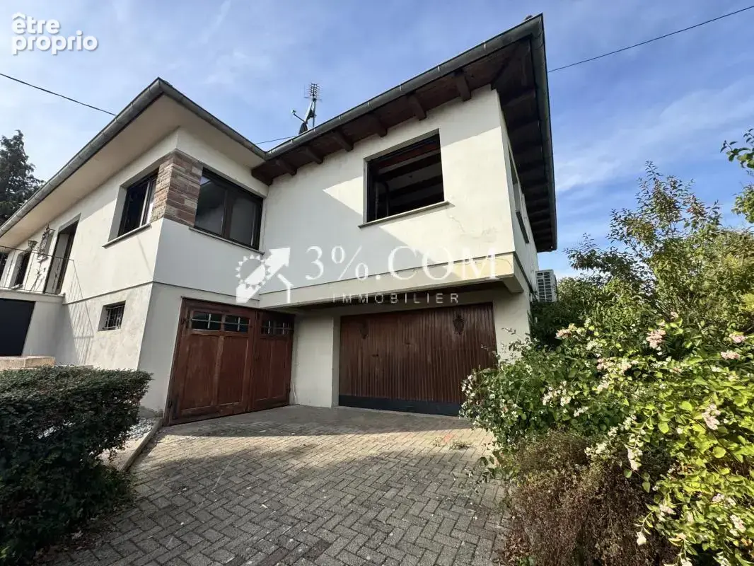 3%COM Maison 115m2 - 2 garages - jardin - photo 11
