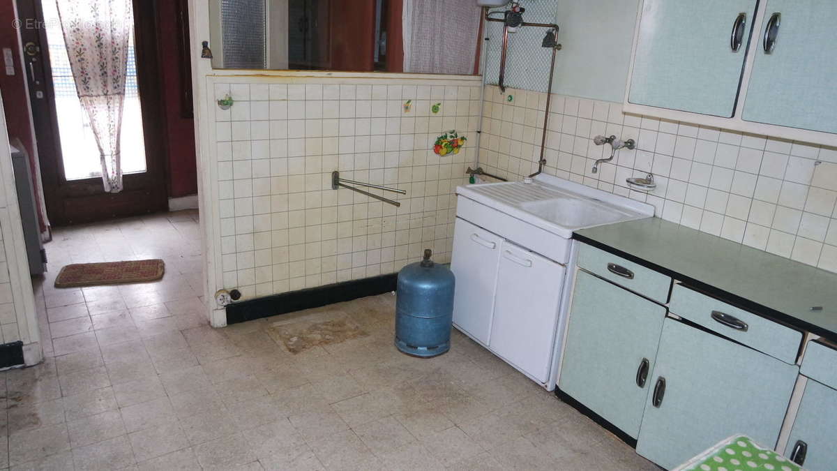 Maison à rénover 128 m² - photo 4
