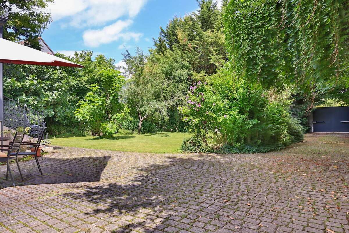 Photo 2 - Maison à BAILLY-ROMAINVILLIERS