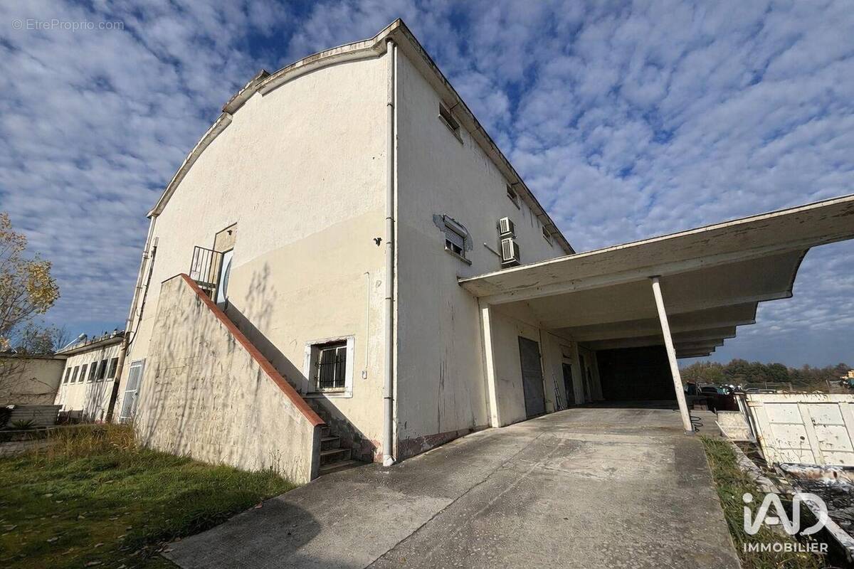 Photo 1 - Commerce à VILLAUDRIC