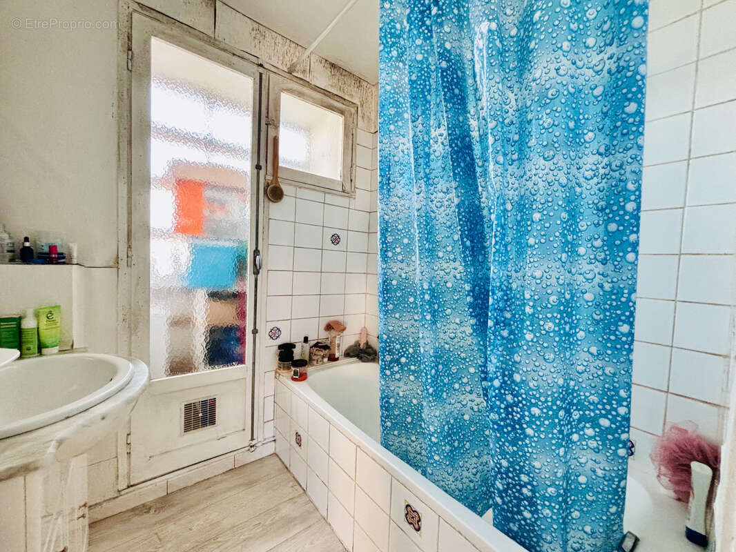 Appartement à MARSEILLE-10E