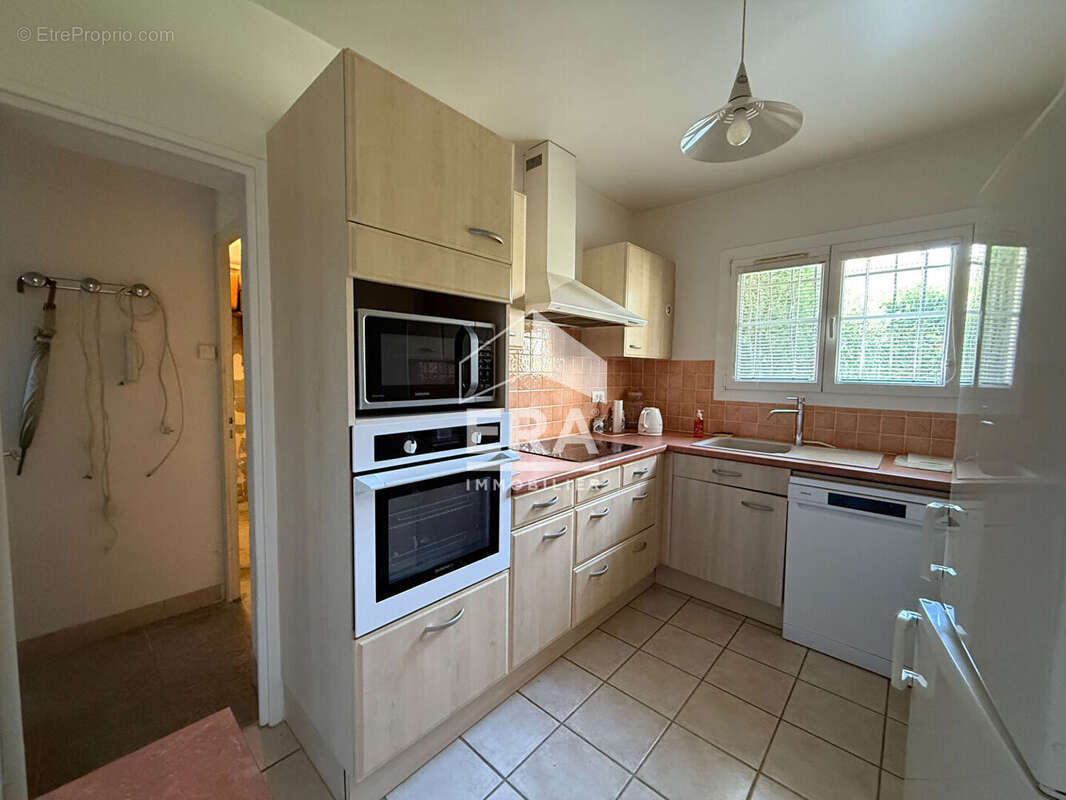 Maison à ROQUEVAIRE