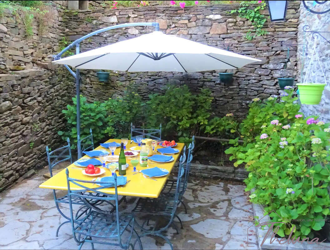 Maison à SAUMANE
