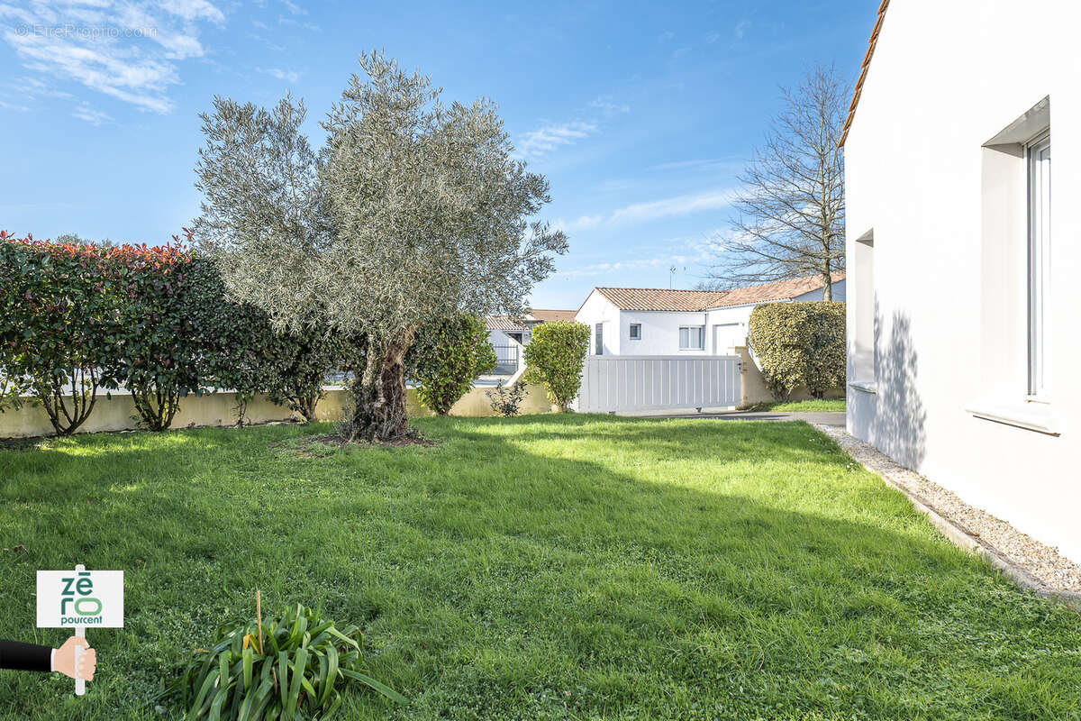 Maison à LANDEVIEILLE