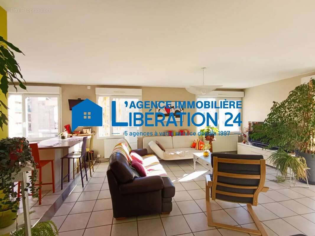 Appartement à SAINT-ETIENNE