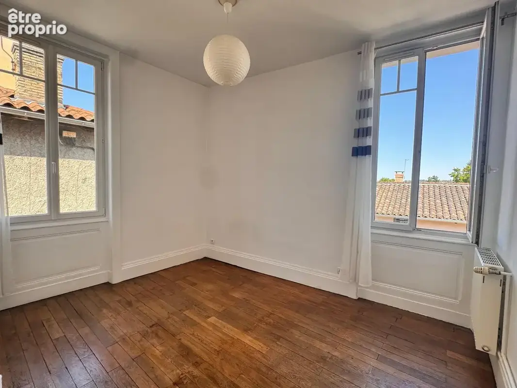   - Appartement à ECULLY