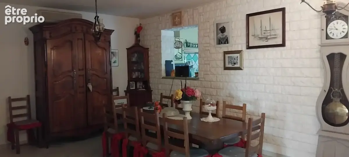  port-saint-louis-du-rhône – ensemble immobilier 350 m² - photo 8