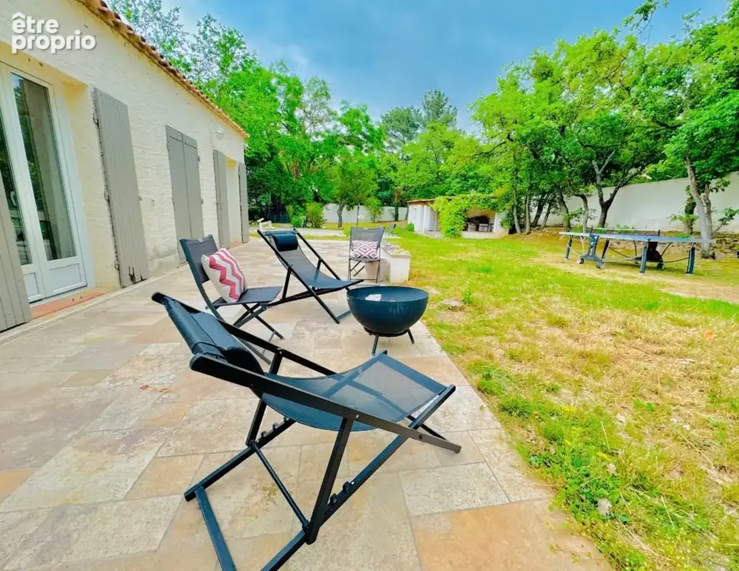 Dpt Bouches du Rhône (13), à vendre AIX EN PROVENCE maison de plain pied de 125 m² agrandissable sur 2000m2 avec piscine pool ho - photo 3