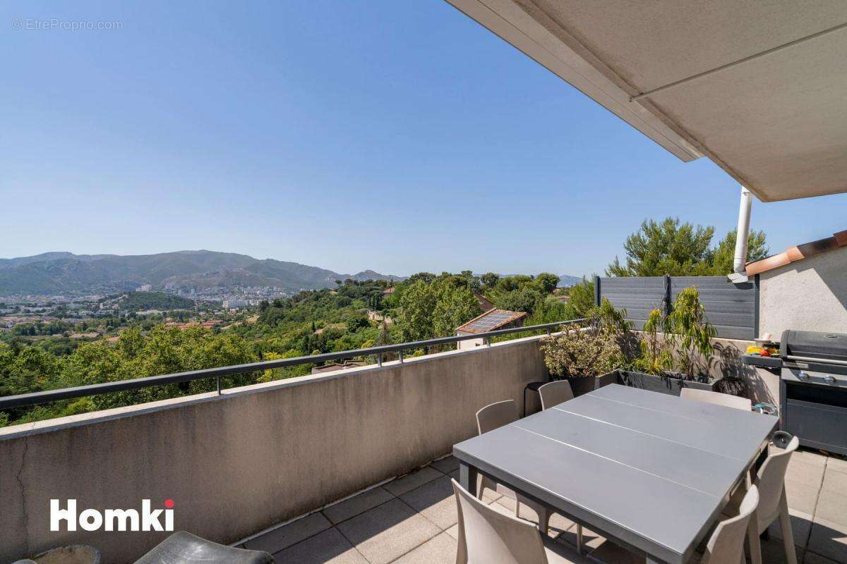 Appartement T3 de 111 m² à Marseille 13012, Rue Pierre Béranger - photo 3