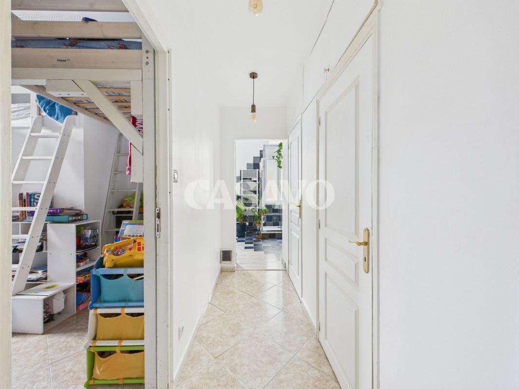 Appartement à BEAUSOLEIL