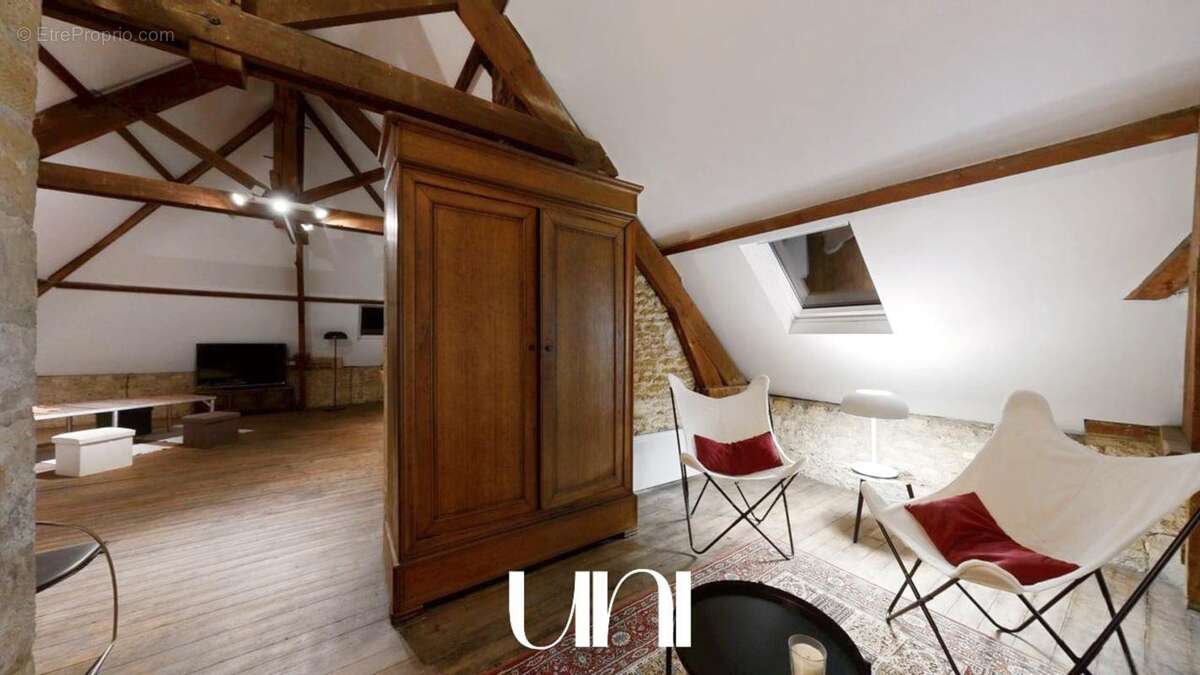Maison à SAINT-PIERRE-SUR-DIVES