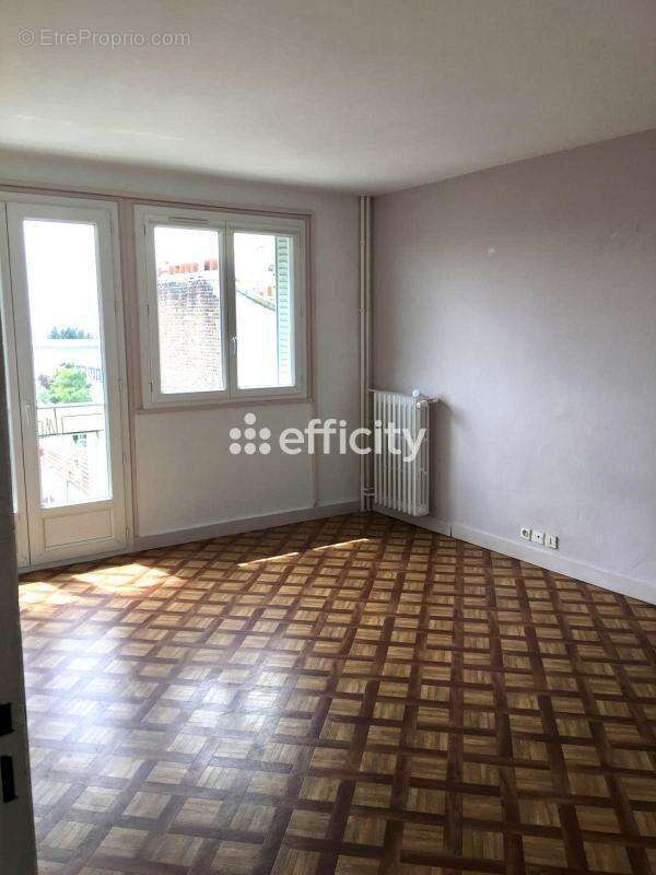 Appartement à ROMAINVILLE