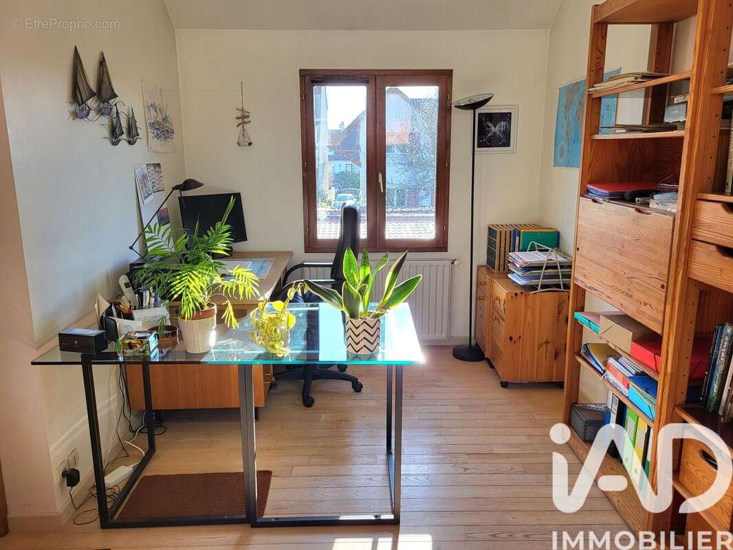 Photo 8 - Maison à JOUY-EN-JOSAS