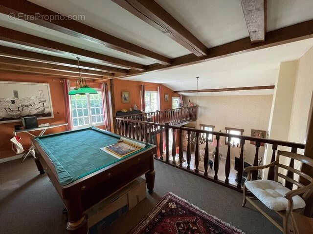 Maison à FRONTENAY-ROHAN-ROHAN