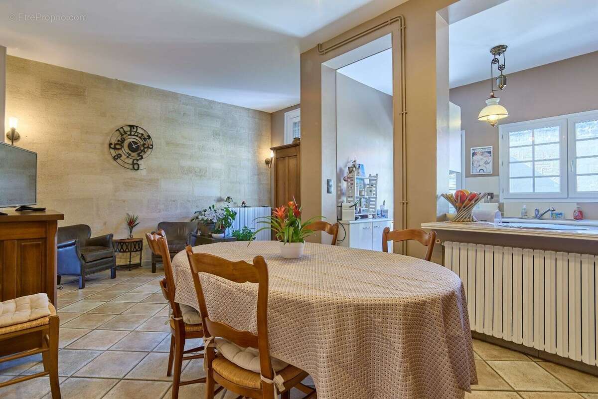 Maison à CADILLAC