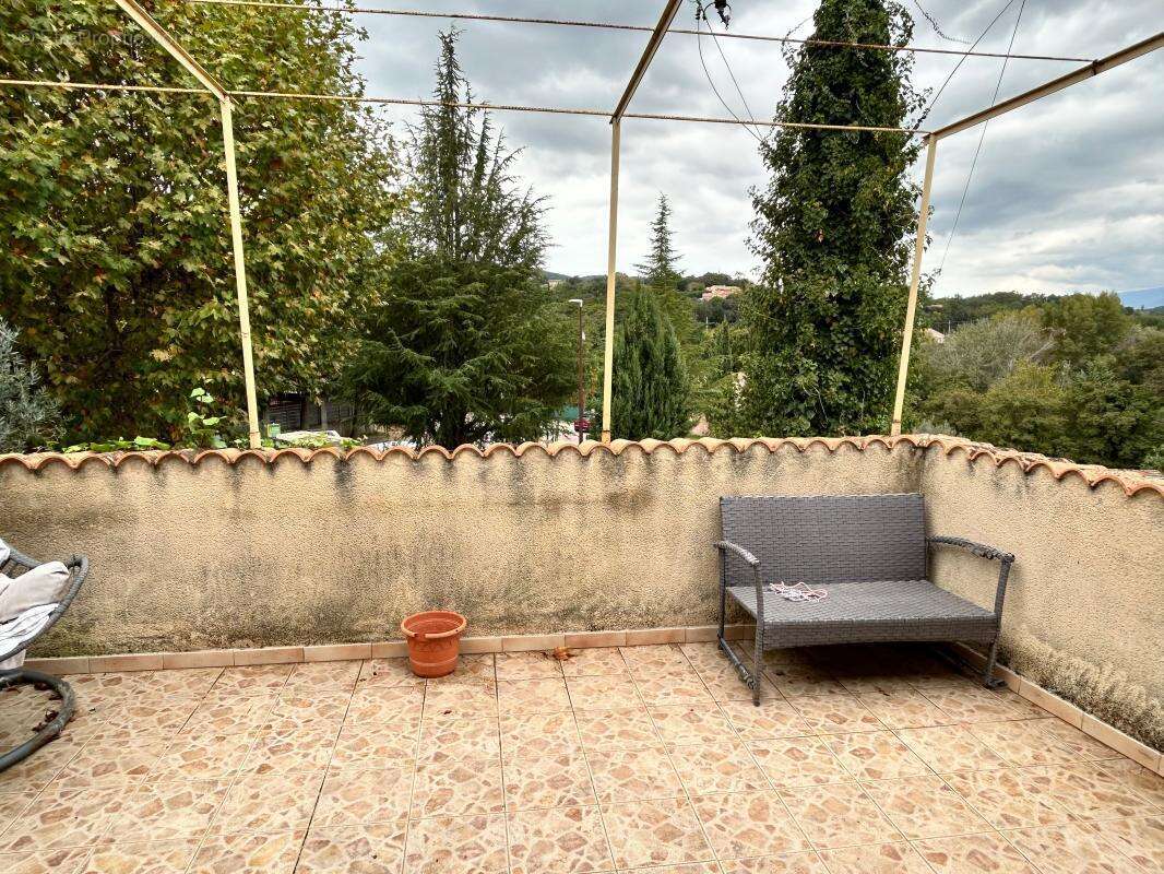 Appartement à SAINT-ROMAIN-EN-VIENNOIS