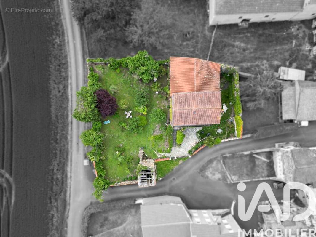 Maison 100 m² à Le Broc  - photo 6