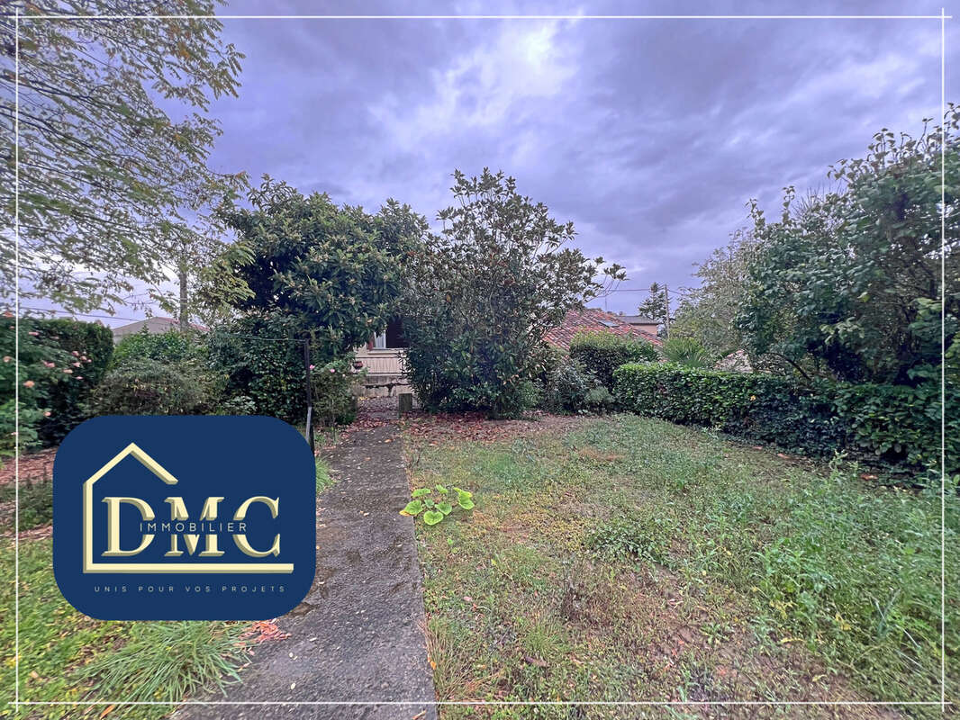 Maison à SAINT-SULPICE-SUR-LEZE