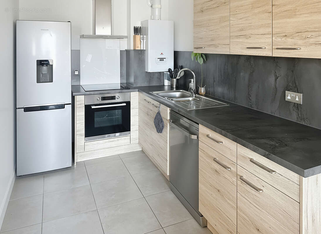 Appartement quartier BUCAILLE, Centre ville de CHERBOURG T3 de 62,89 m2 - photo 3