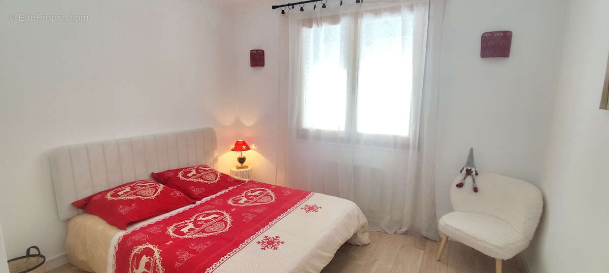 Appartement à PELVOUX
