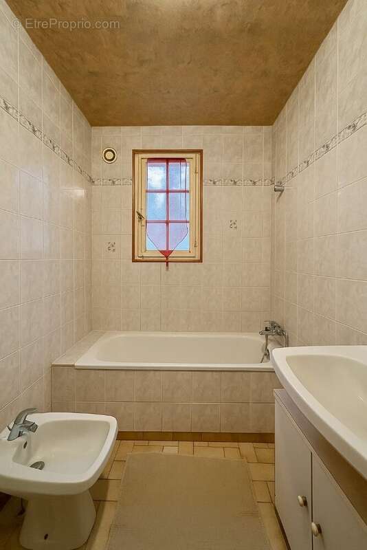 Maison à MINIAC-MORVAN