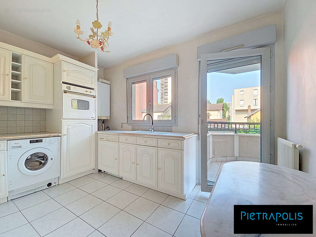 Appartement à VILLEURBANNE