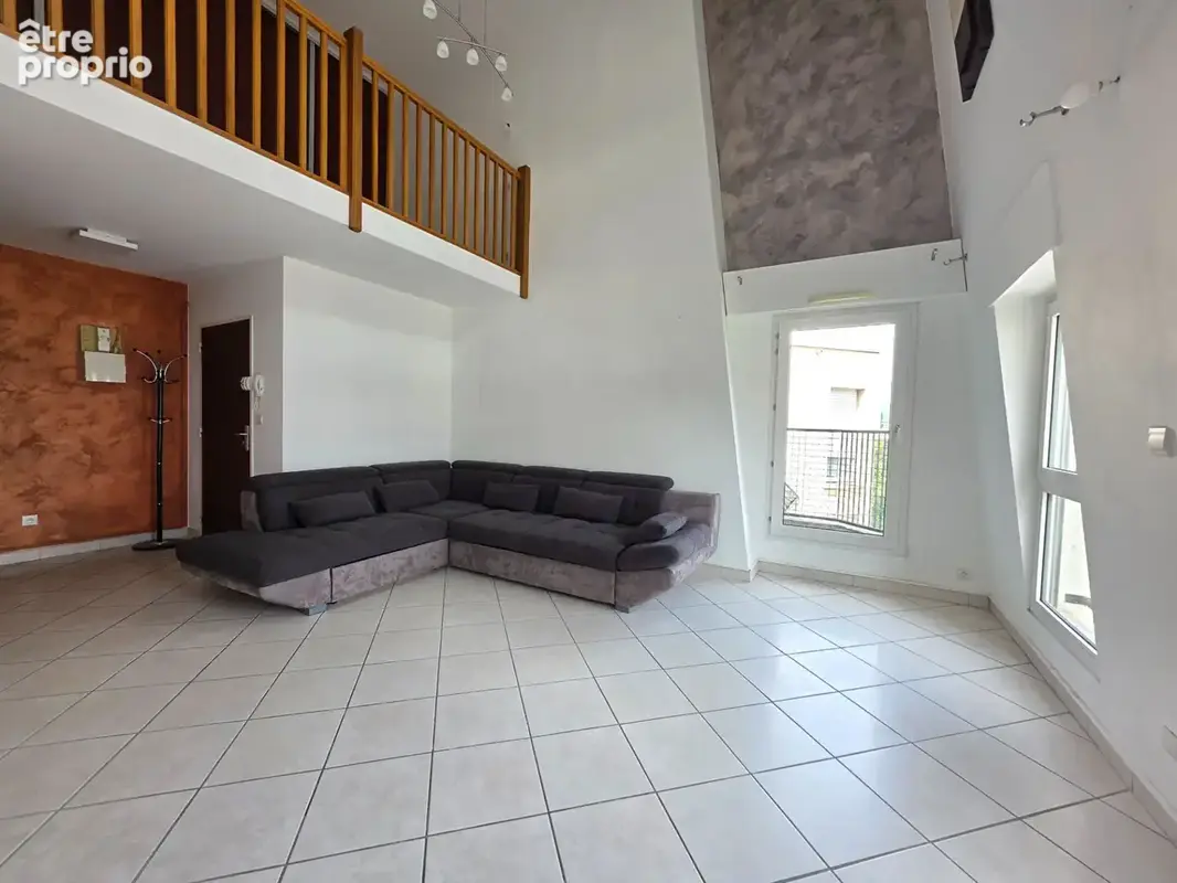 Appartement DIJON 5 Pièces 92.25 m² - photo 2