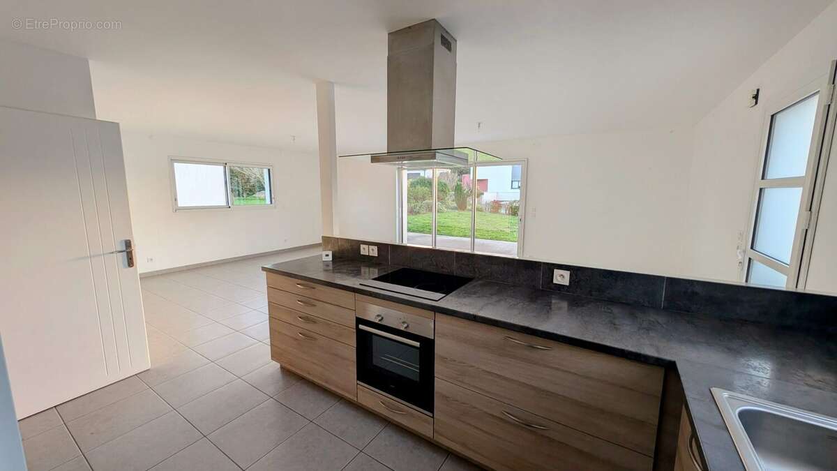 Maison à TREVOU-TREGUIGNEC