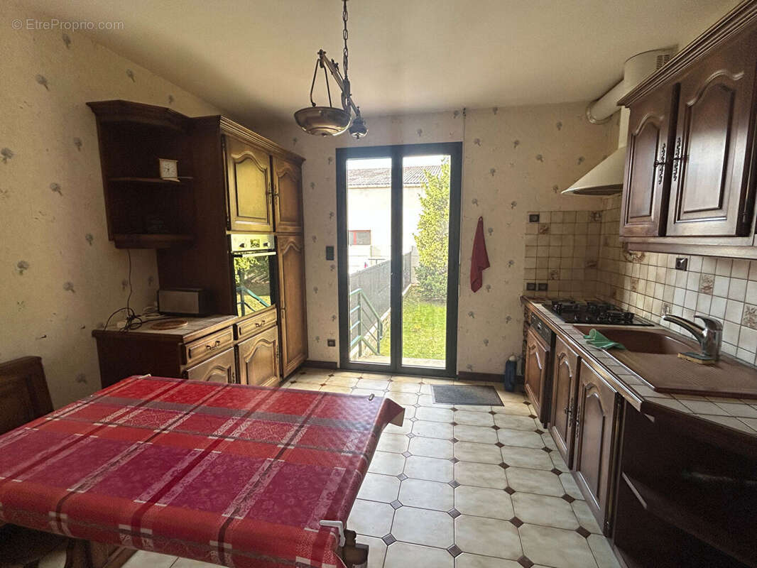 Maison à RACHECOURT-SUR-MARNE