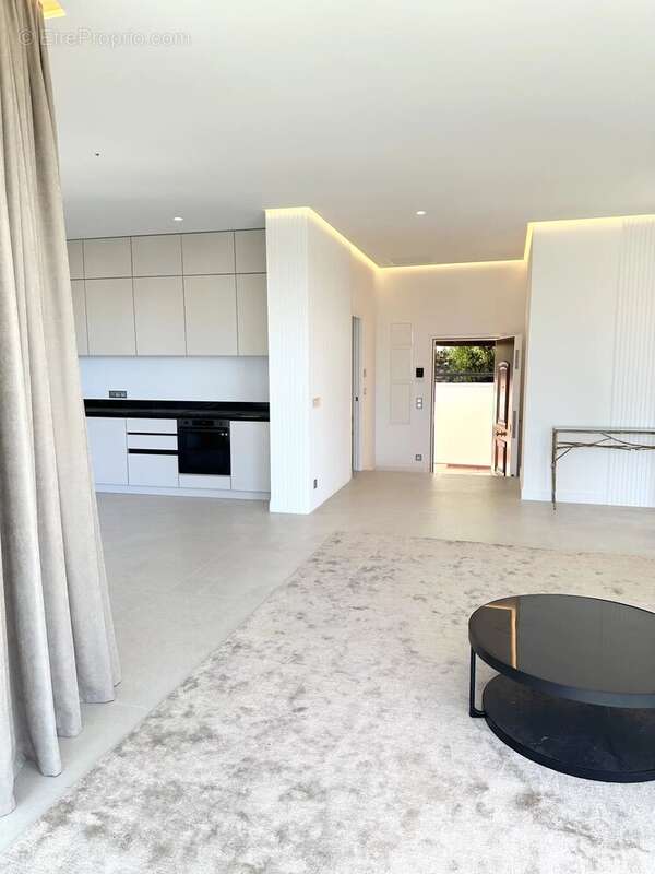 Appartement à VILLEFRANCHE-SUR-MER