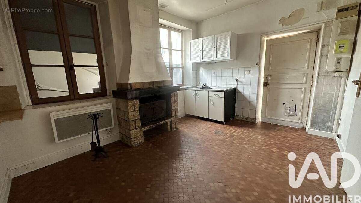 Photo 2 - Maison à CHAMPAGNE-SUR-SEINE