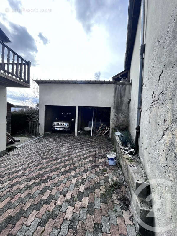Maison 95 m² à Mur-De-Barrez  - photo 10