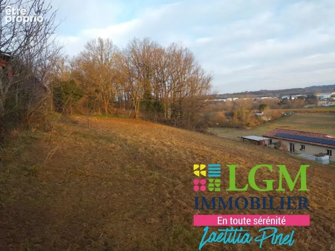 Naves , Terrain de plus de 1500m2 viabilisé - photo 4
