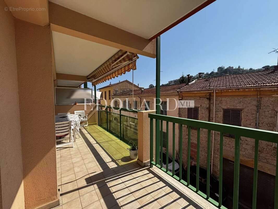 Deux pièces en parfait état avec grande terrasse, cave et garage, au deuxième étage d’un immeuble récent - photo 7