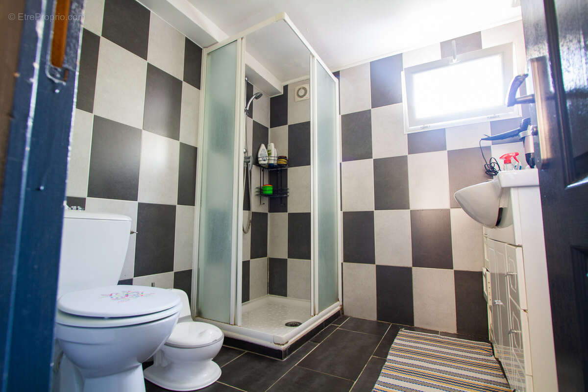 Maison à VILLENEUVE-LE-ROI