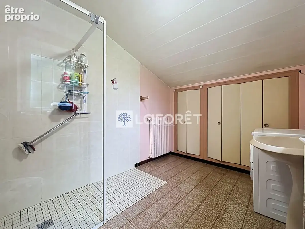 Maison 150 m² ! 5 chambres, terrain de 3 400 m² et nombreuses dépendances, fort potentiel ! - photo 21