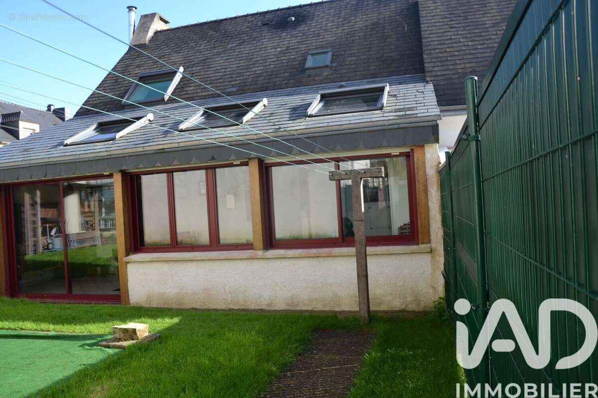 Photo 2 - Maison à CHATEAULIN