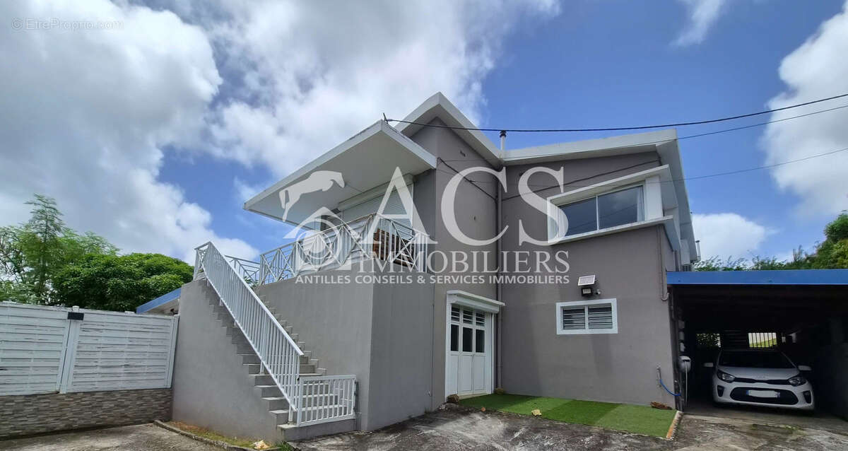Maison F4 + F5 meublé et équipée en très bon état. - photo 32