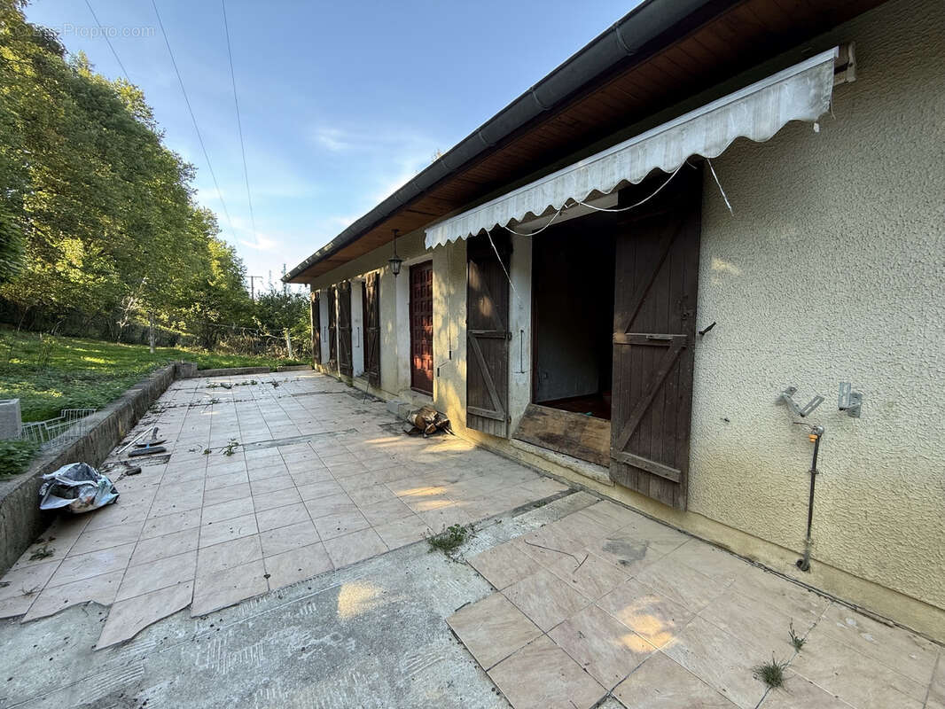 Maison à COUR-ET-BUIS