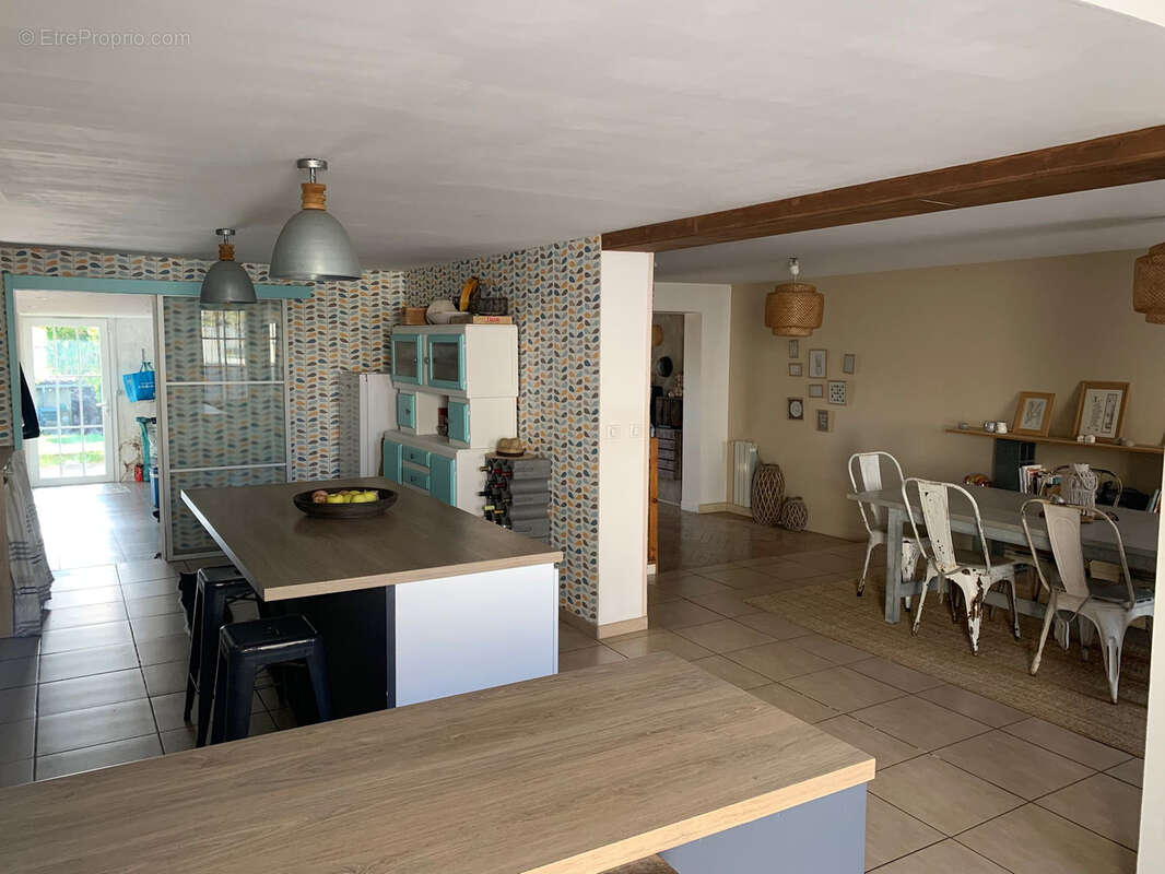 Maison à SAUVETERRE-DE-GUYENNE