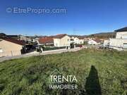 Terrain à CHARNECLES