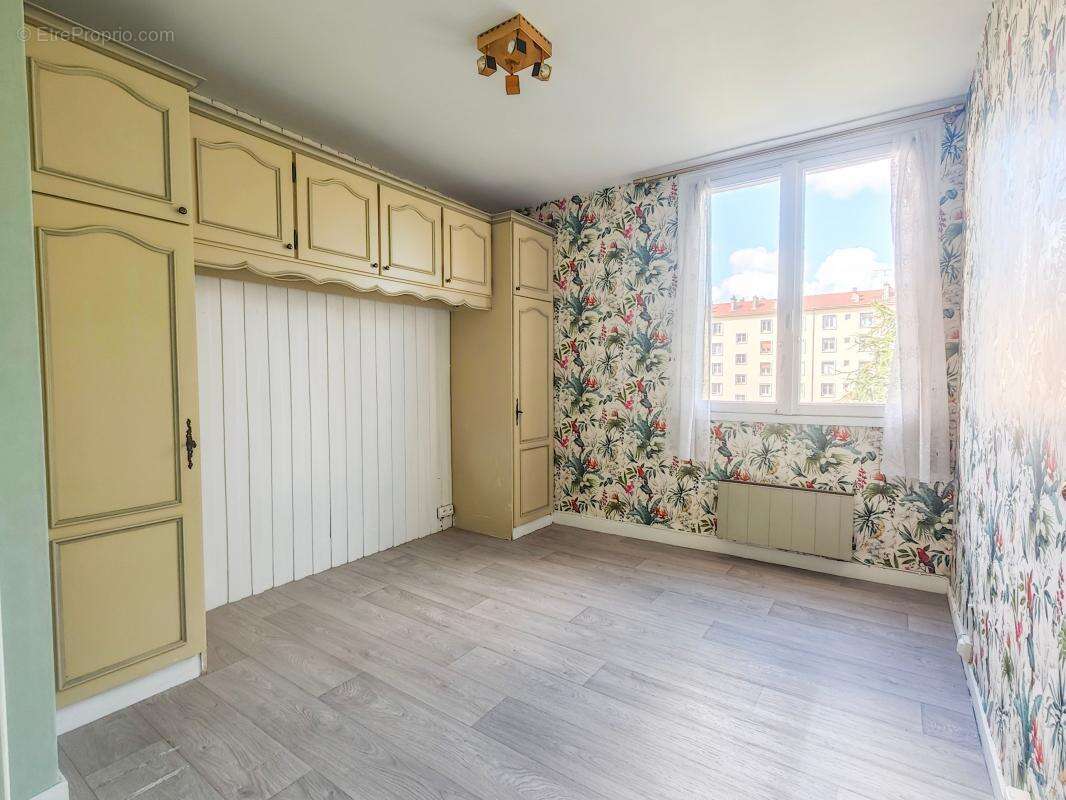 Appartement à LYON-8E