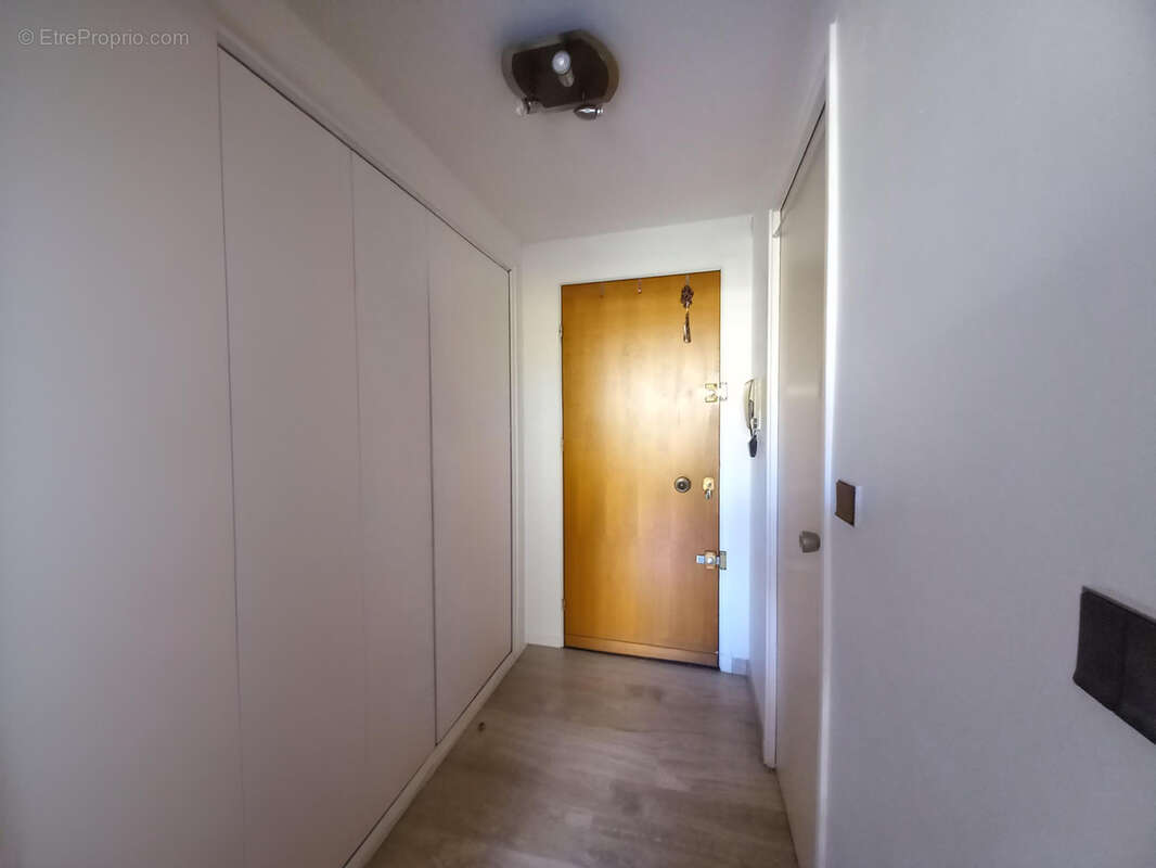 Appartement à MARSEILLE-8E