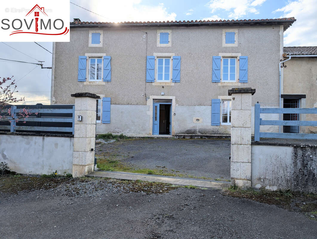 Maison à MAZIERES