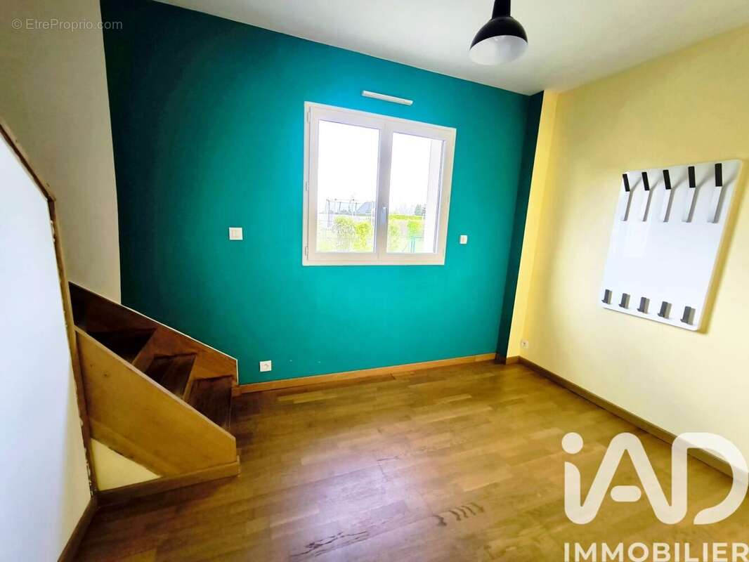 Maison 106 m² à Bourg-Achard  - photo 7