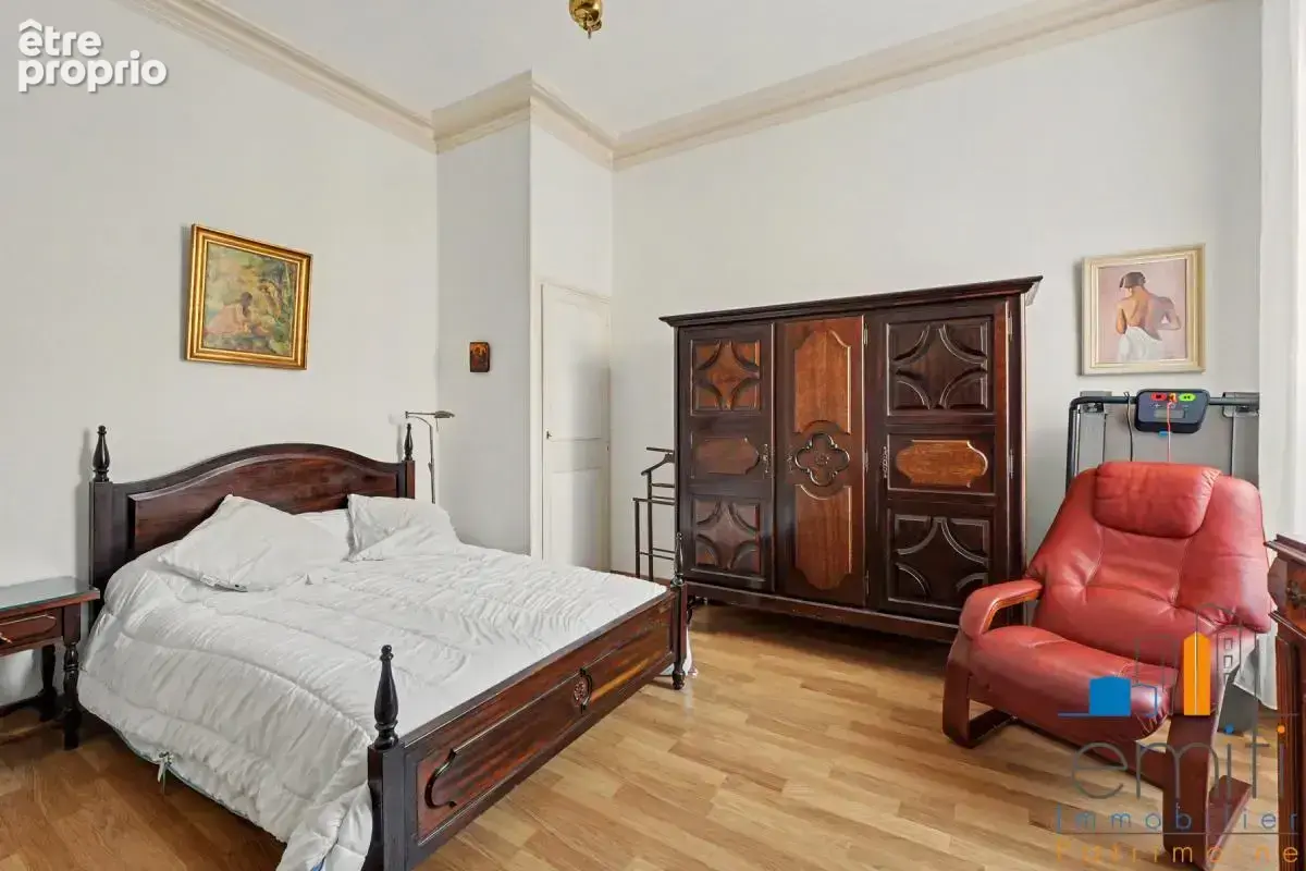 Toulouse centre – appartement de caractère 155 m² carrez – cave – parking - photo 6